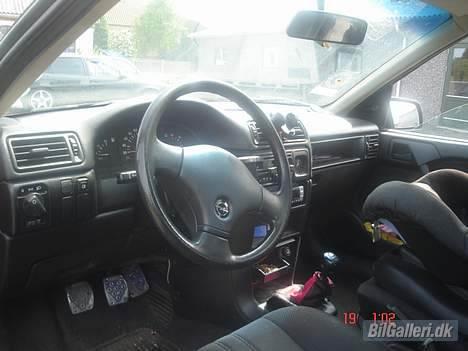 Opel vectra a -SOLGT- billede 4