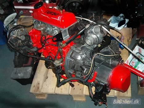 Renault 5 GT Turbo (solgt) :( - den ny motor :oD billede 5
