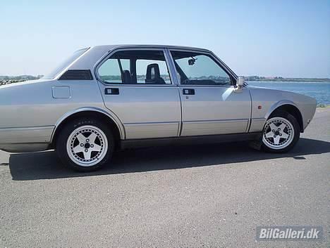 Alfa Romeo Alfetta 2000 - Nye ruller.. billede 11