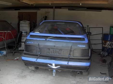 Mazda 323 1.6i gt (folkeracer) billede 7