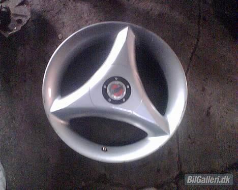 Ford Escort (Solgt) - Har dete ekstra sæt alu hjul til at ligge. 15" billede 10