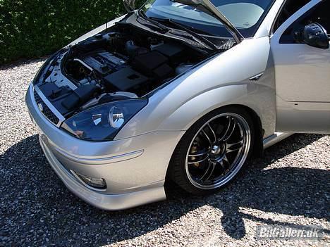 Ford FOCUS SILVER *BYTTET* billede 3