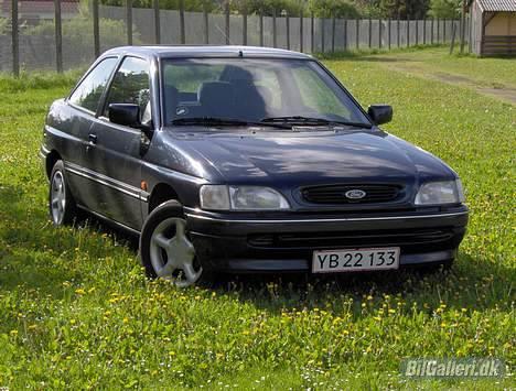 Ford escort clx 1.8i billede 4