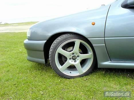 Opel Vectra A 2.0i 16V "SOLGT" billede 3