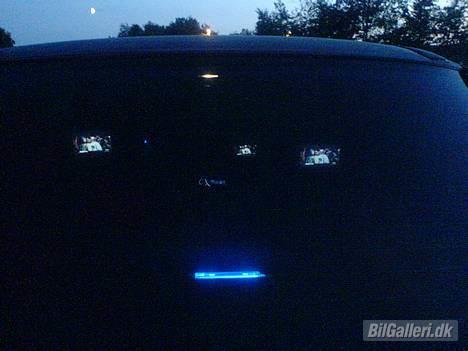 Ford Sierra 2.0 GT [SOLGT] - Mine tre TFT skærme, Headunit og Kondensator i bagruden billede 6