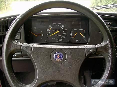 Saab 900c solgt - 188000km der er mange km tilbage i den bil... billede 2