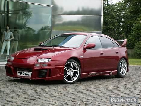 Mazda 323f..TURBO..solgt.. billede 2