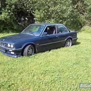 BMW 320 i *SKRALLET* (SOLGT)