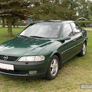 Opel Vectra 2,0 16V CD