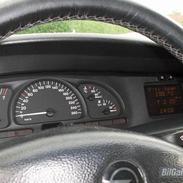 Opel Vectra 2,0 16V CD