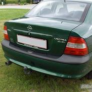 Opel Vectra 2,0 16V CD