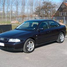 Audi A4 limosine