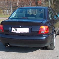 Audi A4 limosine