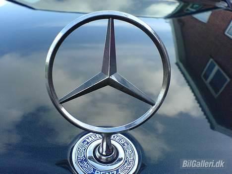 Mercedes Benz E300 d - Dejlig stjerne. billede 1