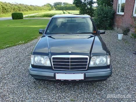 Mercedes Benz E300 d billede 2