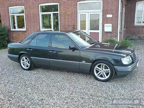 Mercedes Benz E300 d billede 3