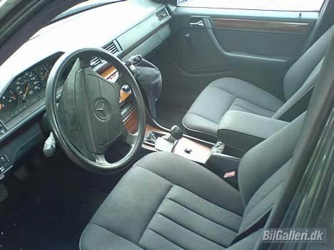 Mercedes Benz E300 d billede 4
