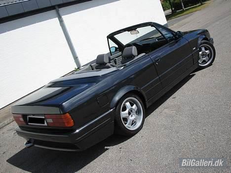 BMW 325i E30 Cabriolet M Tech 2 billede 2
