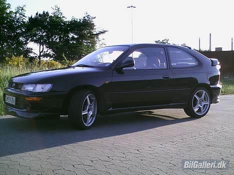 Toyota corolla solgt - Set fra siden billede 7