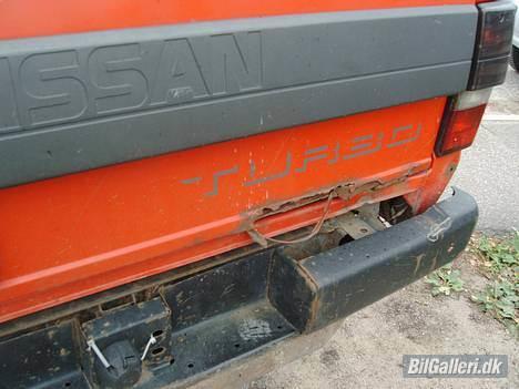 Nissan patrol 2.8TD "solgt" - rust i bagklappen billede 4