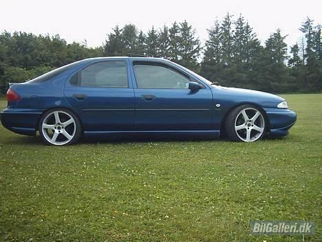 Ford Mondeo Turbo (solgt) billede 4