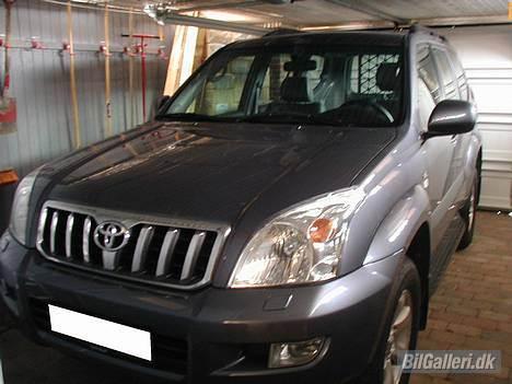 Toyota Landcruiser 120 billede 1