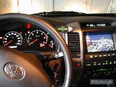 Toyota Landcruiser 120 billede 8