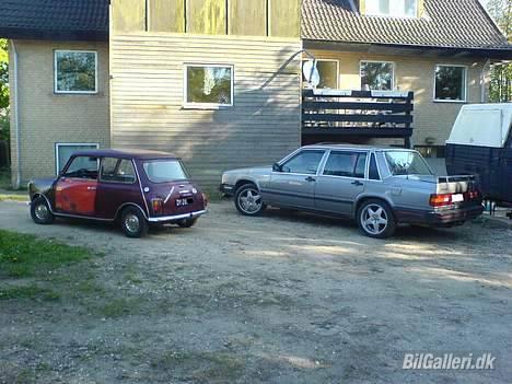 Mini 1000 - Begge bilerne samlet... sikke en størrelses forskel.. hehe billede 11