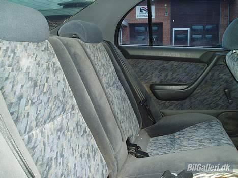 Toyota Carina E   (SOLGT) billede 7