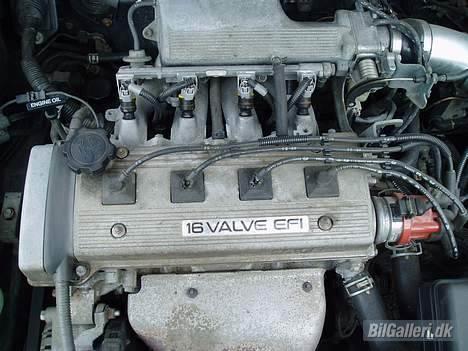 Toyota Carina E   (SOLGT) billede 10