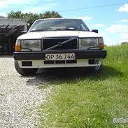 Volvo 740GL