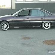 Opel omega **SOLGT**