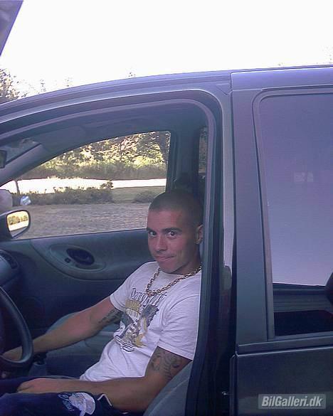 Ford Galaxy 2,3 solgt - mig og min bil billede 1