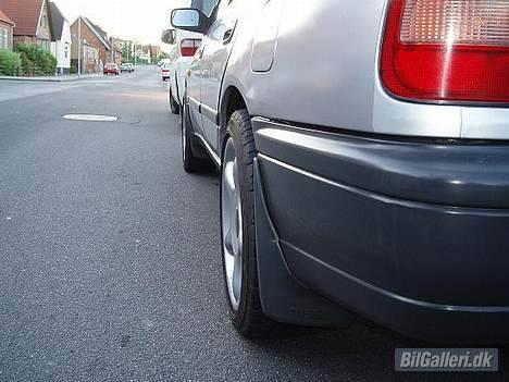 Nissan         Sunny  *SOLGT* billede 2