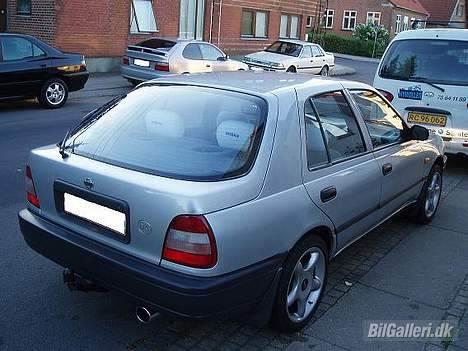 Nissan         Sunny  *SOLGT* billede 8