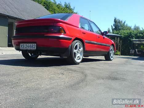 Mazda 323F - hvilken røv ;) billede 9