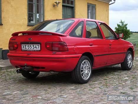 Ford Escort 1,8i Sport *solgt* billede 7