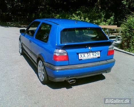 VW Golf GTI 8v *solgt* billede 6