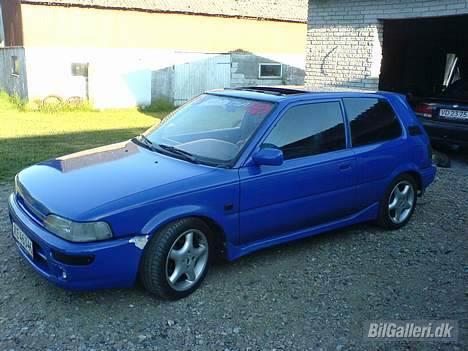 Toyota Corolla 1,6 16v  "solgt" - Corolla billede 1