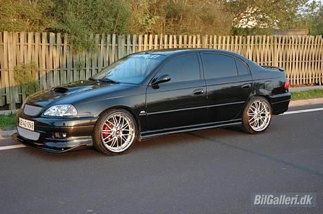 Toyota Avensis GT (Solgt) billede 2
