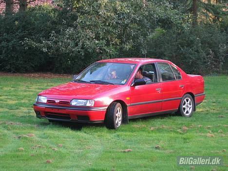 Nissan primera 2.0 slx(totalska) billede 1