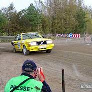 Volvo 240 Rally Bil (2002)