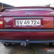 Opel vectra 2,0i expression