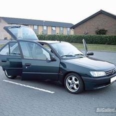 Peugeot 306 1,6 XR 5d *SOLGT*
