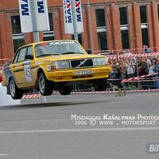 Volvo 240 Rally Bil (2002)