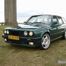 BMW 325i Touring