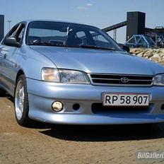 Toyota Carina e (SOLGT)