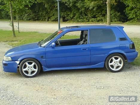 Toyota Corolla 1,6 16v  "solgt" billede 12