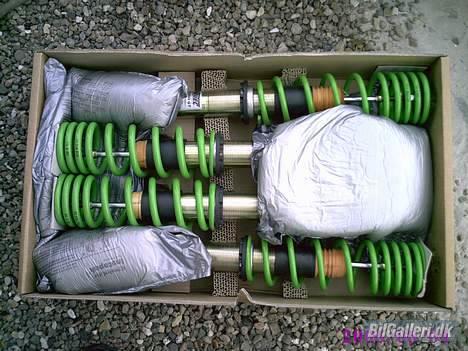 Honda civic vti 4dørs solgt billede 10