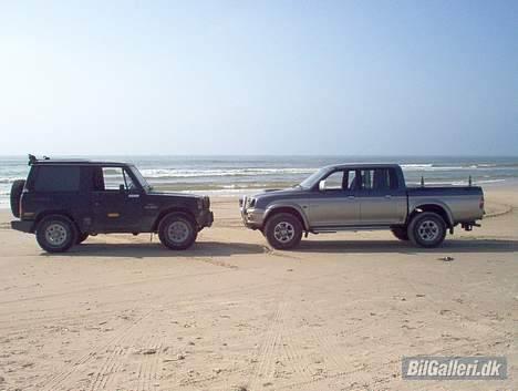 Mitsubishi Pajero 2.5 TD Solgt... - Pajero V.S L200 billede 12